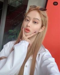 この韓国人か中国人の方のモデルさんの名前わかる方いらっしゃい Yahoo 知恵袋