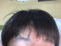 回答早くお願いします 前髪を切りすぎた 男です Yahoo 知恵袋
