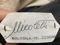 イタリア製の服のブランド名服を頂いたのですがタグのブランド名 Yahoo 知恵袋