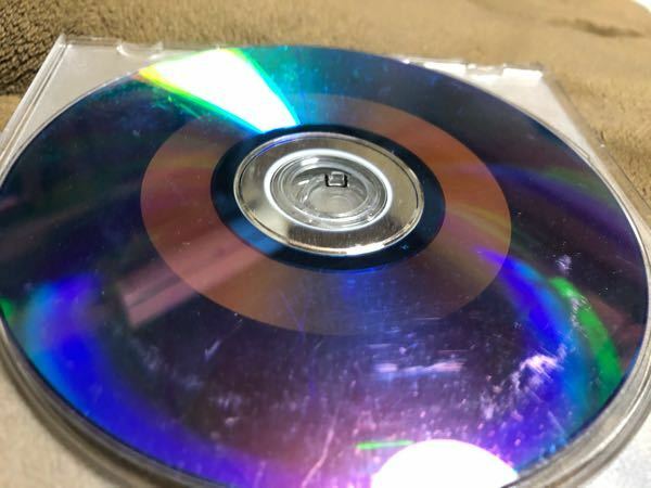 この様に傷がたくさん付いているDVDを再生して全部おかしな事がなく 