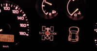車のc Dロックボタンが点滅し続けています 三菱パジェ Yahoo 知恵袋