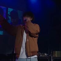 Authorityが凱旋の3on3の時来ていたこの服はどれですかね 教 Yahoo 知恵袋