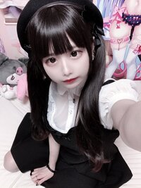 暗黒微笑ちゃんのような重めの前髪にしたくて近いふうに切ったのですが ど Yahoo 知恵袋