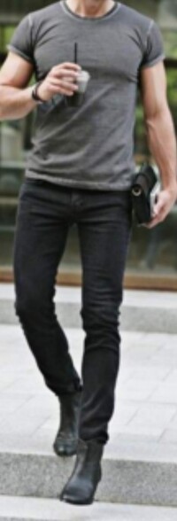 女性に質問します ロッカーのようなファッションが好きなのです Yahoo 知恵袋