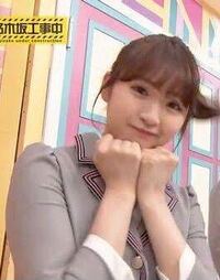 男性に質問 女優 井上小百合さんの ぶりっ子ポーズが可 Yahoo 知恵袋