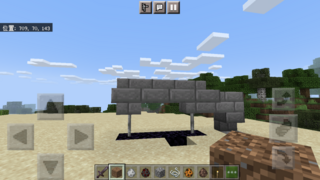 マイクラで歩き回ってたらこんなものがあったんですが 何かわかりますか Yahoo 知恵袋