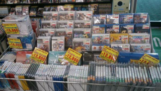 近所にあるヤマダ電機のことですが 下の画像のような形で売って Yahoo 知恵袋