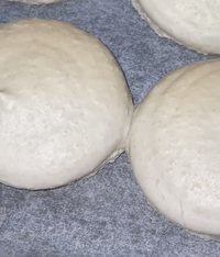 マカロンを作ったのですが 表面がぶつぶつしてしまって 気泡と Yahoo 知恵袋