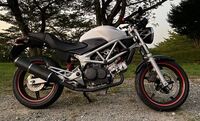 Vtr250のカスタムについて 現在vtr250にロケット Yahoo 知恵袋