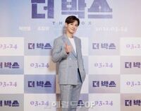 Exoチャニョルって身長高い割に顔めちゃめちゃ小っちゃくないですか Yahoo 知恵袋