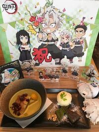 アニメのグッズ アクスタや人形 と一緒に食べ物とかの写真を撮りたいので Yahoo 知恵袋