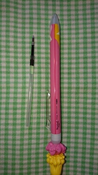 コストコで購入したボールペンの替芯を探しています 韓国製で芯 Yahoo 知恵袋