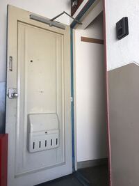 公団団地の玄関ドア内側塗装 教えて 住まいの先生 Yahoo 不動産