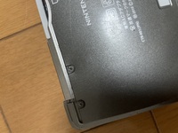 スマホの滑り止めって百均のどこのコーナーに売ってますか カー用 Yahoo 知恵袋