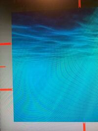モニターのこの赤い線なんですか 直し方分かる方 教えてください Yahoo 知恵袋