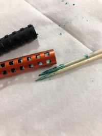 シャーペンのスマッシュの中から青いものが出てきたんですが これって何で Yahoo 知恵袋