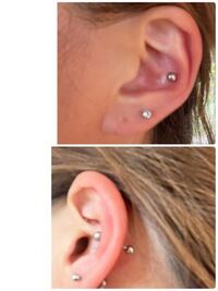 セルフでインナーコンクを開けました 位置や角度はどうでしょうか Yahoo 知恵袋