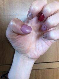 ネイルのオフがとんでもなく痛い 私は毎回デザインを変えてもらうので そのたび Yahoo 知恵袋