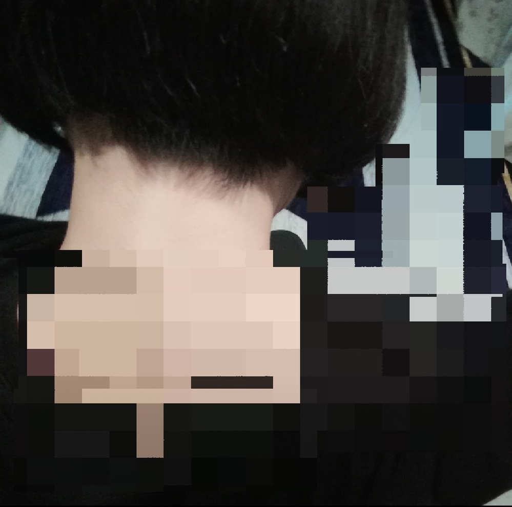 ショートボブみたいな感じに髪を切って だんだん襟足の部分がチクチク伸びてきてし Yahoo 知恵袋