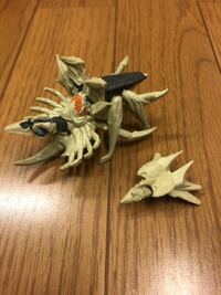 怪獣 特撮に詳しい方 この怪獣のフィギュア ゴジラかガメラに出ていたと Yahoo 知恵袋