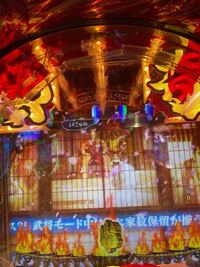 ディズニーリゾートの正社員の給料ってどれぐらいでしょうか あとどうやって Yahoo 知恵袋