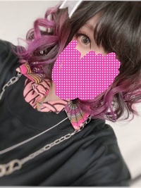 歌い手のnqrseちゃんが出しているおおきいなるせねこ きん Yahoo 知恵袋