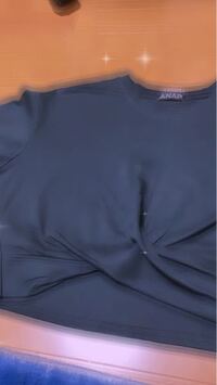 分かりづらいと思うんですけど こういうへそ出しの服を最低限出さないよう Yahoo 知恵袋