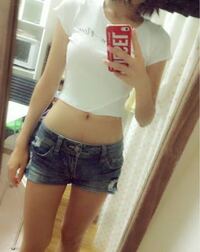 暑いですね へそ出しコーデをしますか へそ出ししますよ 私は一人 Yahoo 知恵袋