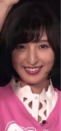 佐倉綾音の鼻が不自然 前から思っていたのですがこの写真を見たら更に不 Yahoo 知恵袋