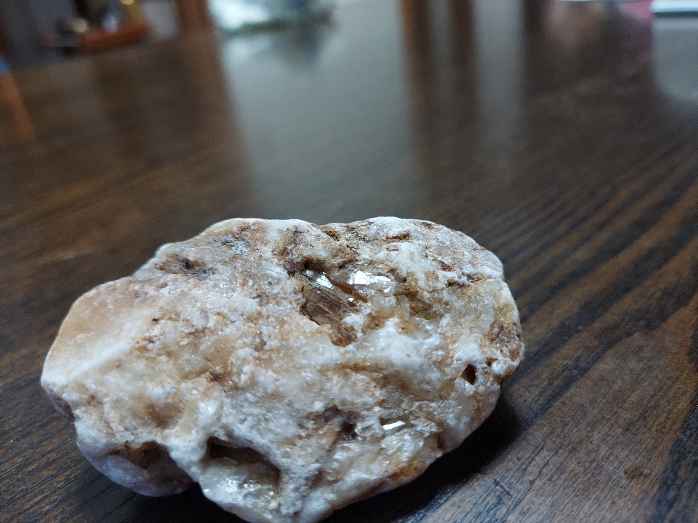 雲母 きらら って 何ですか うんも のことです 意味は 六角板状の結 Yahoo 知恵袋