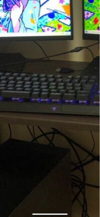 このメーカーのキーボードは何て名前ですか Razerのロゴが見え Yahoo 知恵袋