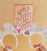 このカチューシャを撮っている場所 Bellaの看板 はどこなのでしょう Yahoo 知恵袋
