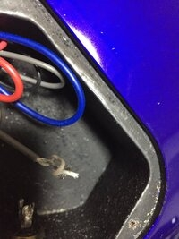 断線してしまったギターなのですが これをお店などに持ち込んだ Yahoo 知恵袋