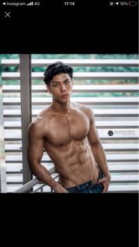 この画像の人の名前なんですか イケメン 筋肉と調べたら出てきまし Yahoo 知恵袋