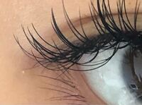 マツエクしてから数日経つと こんな感じで数本だけ下がってしま Yahoo 知恵袋