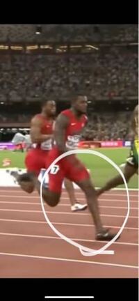 走り高跳びの高く跳べる原理を教えて下さい ジャンプの高さ Yahoo 知恵袋