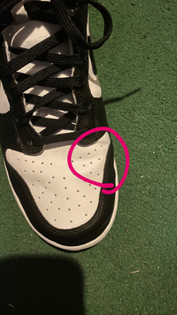 Nikeのダンクハイを履いてるんですが 歩く度に親指の付け根 Yahoo 知恵袋