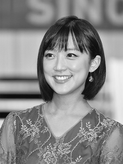 1月20日が36歳の誕生日の竹内由恵ちゃんに似合いそうなコスプレって何だと思われますか？
