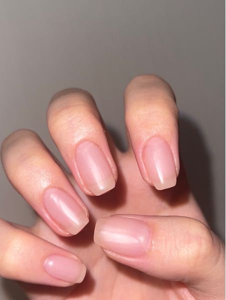 至急出来るだけ自爪っぽくしてますが ネイル禁止のバイトでこれはバレるで Yahoo 知恵袋