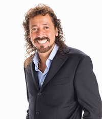 ラモス瑠偉さんが近い将来ナショナルチームの監督を務める可能性は低いので Yahoo 知恵袋