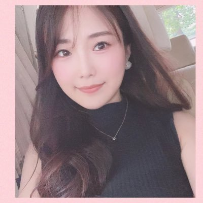 こんな女性が会社にいたら チヤホヤされまくりだと思いますか Yahoo 知恵袋