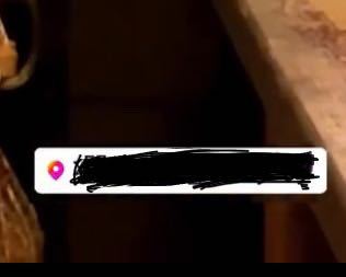 インスタのストーリーで位置情報タグについてですが 半透明 Yahoo 知恵袋