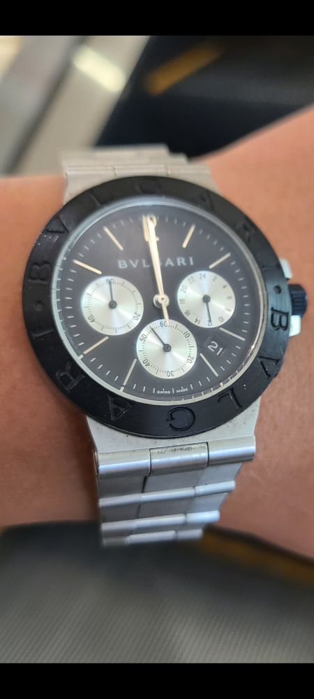 ブルガリの時計です。裏にSD38SL2161と書いてあります。 - Yahoo!知恵袋