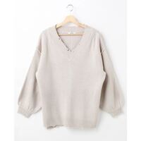 このニットトップス 春や秋にも着れますか 少し厚手です ｖネ Yahoo 知恵袋