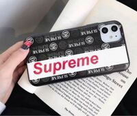 このstussyとsupremeのコラボのiphoneケース Yahoo 知恵袋