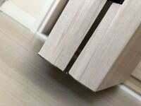 新築のキズについて伺いたいです 建具の角が少しめくれているのは許 Yahoo 知恵袋