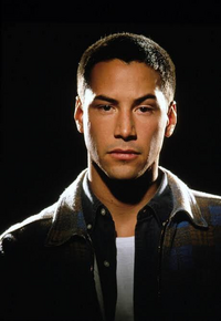 中学2年生です このキアヌリーブスの髪型は床屋さんでどうやって頼めば良 Yahoo 知恵袋