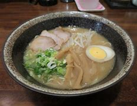 京都市山科区観修寺平田に有った ”ラーメン名門” はどうなったのでしょうか？
20年前には宇治橋北側に新店を出しましたが宇治橋店も無くなっています。 味的には豚骨ラーメンで認識では40年前から有りました。ランクは４です。
先日食べに行こうと行ったら住宅に変わっていました。閉店したのか？新居地に移転したのか知りたいです。ま＝古い店ですから無茶苦茶汚い若い人は行かないような店ですが流行ってい...