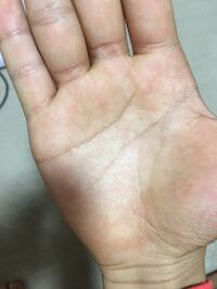手相鑑定の質問です 最初に回答してくれた方にベストアン Yahoo 知恵袋