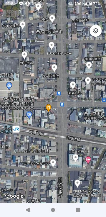 至急 京都市バスの西ノ京円町(バス停)の場所をが分からないのですが、下の画像(Googleマップ)のどの辺かお教えください。 よろしくお願いします。